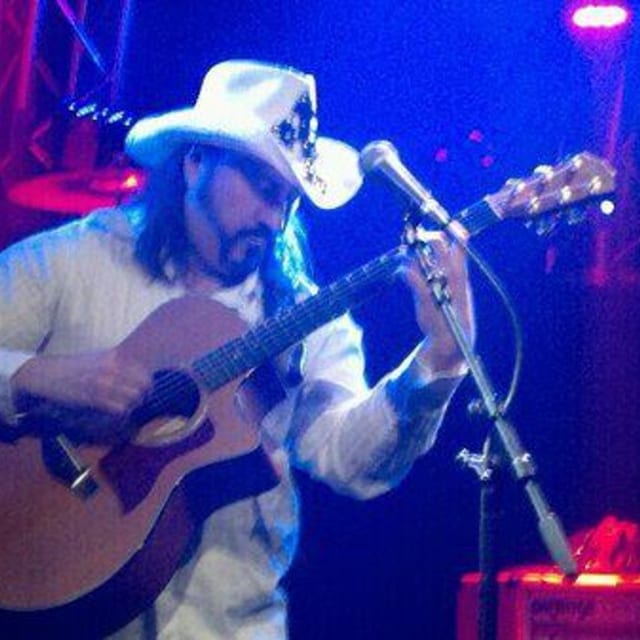 FRIDAY LIVE MUSIC - Chris Dunnett